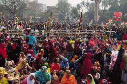 তারেক রহমানের সমাবেশস্থলে নেতাকর্মীদের ঢল