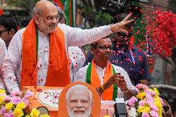 কলকাতায় অমিত শাহ, শপথের তোড়জোড় পশ্চিমবঙ্গে